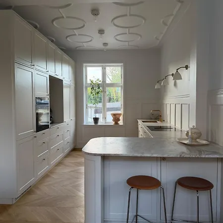 Charming And Stylish Villa Hellerup